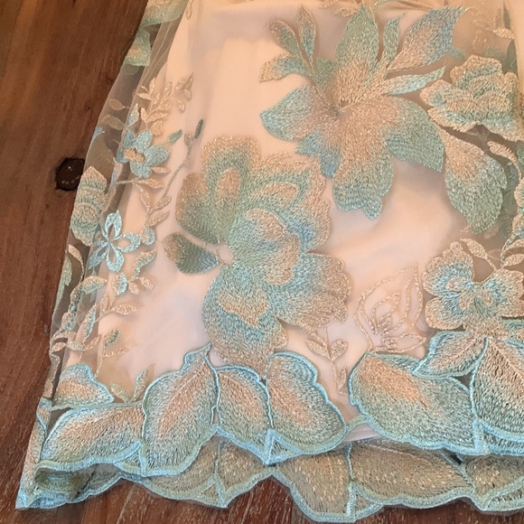 Adriana Papell Champagne and Seagreen Floral Embroidered Wedding Guest Dress - Picture 10 of 12